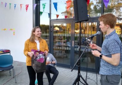 Ettåring, Ina Remman, ble takket av på F13s Sommerfest